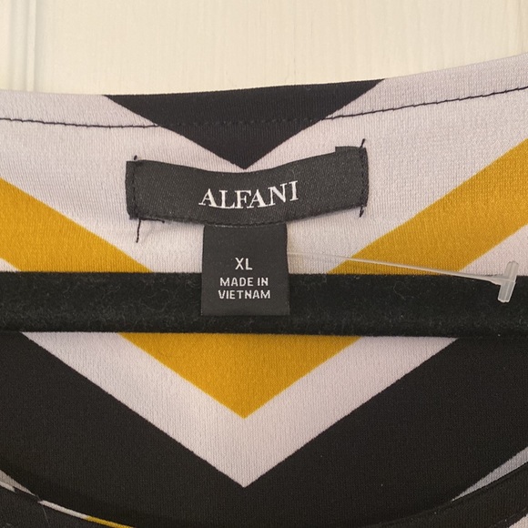 Alfani A symmetrical Mustard, white and black tunic!  NWT Stunning! No paper tag - Picture 3 of 10